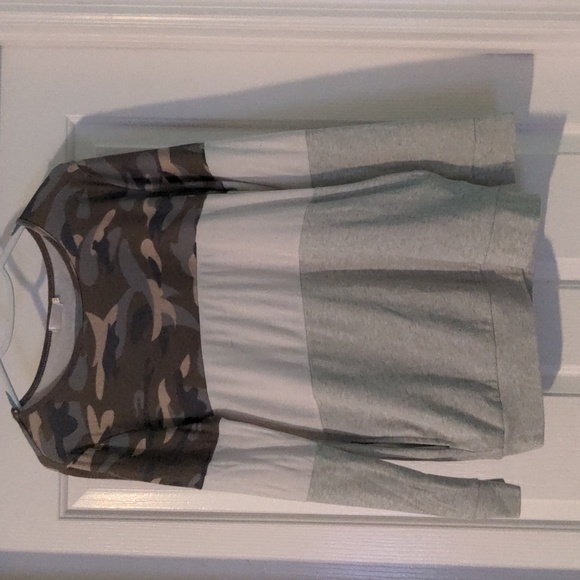 Women's Pull Over Sweater - Picture 1 of 2